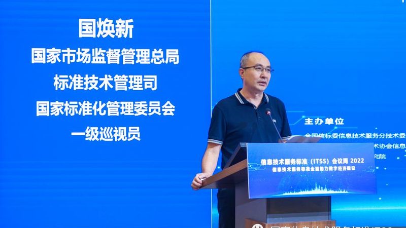 在选购传输介质时，我们需要根据以下因素进行综合考虑：